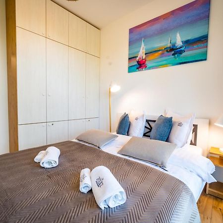 Apartamenty W Zatoce Mikołajki Kültér fotó